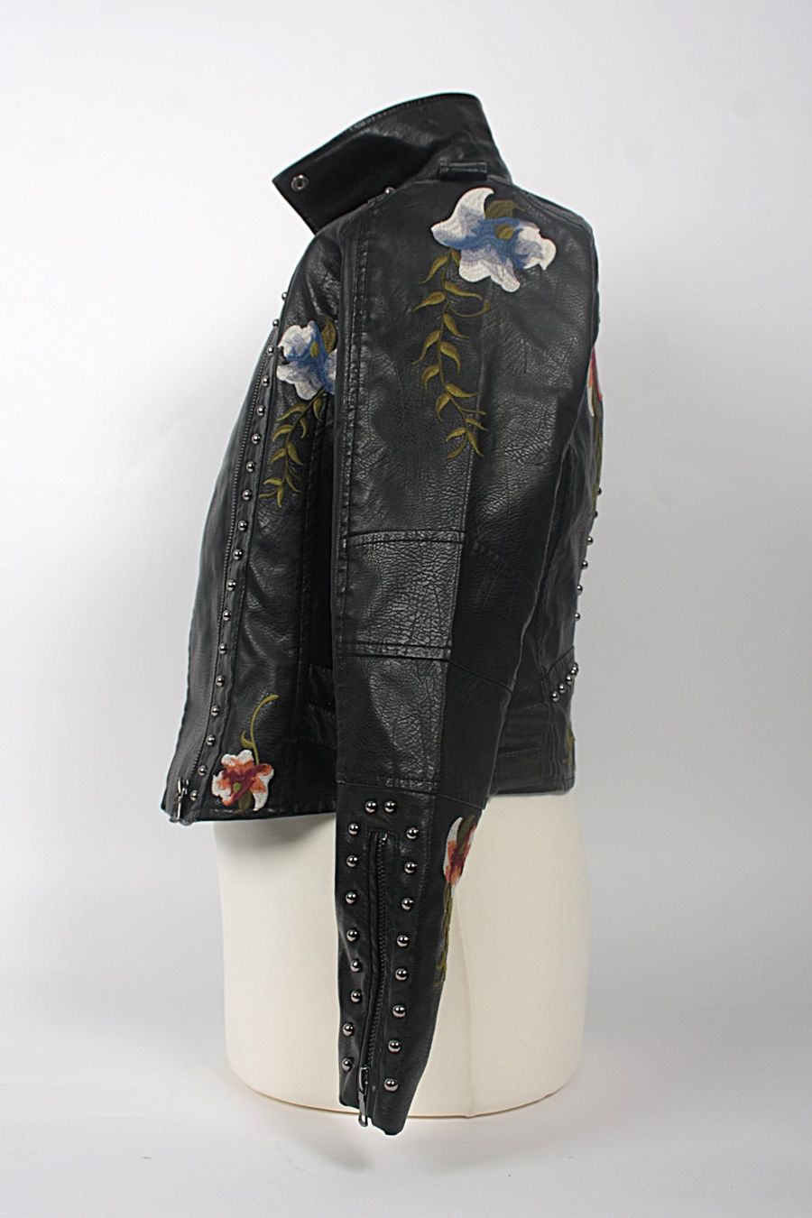 Jacken: Blumen-Jacke gr. L – Gebraucht aus Zollikofen von Restwert_Zollikofen 3