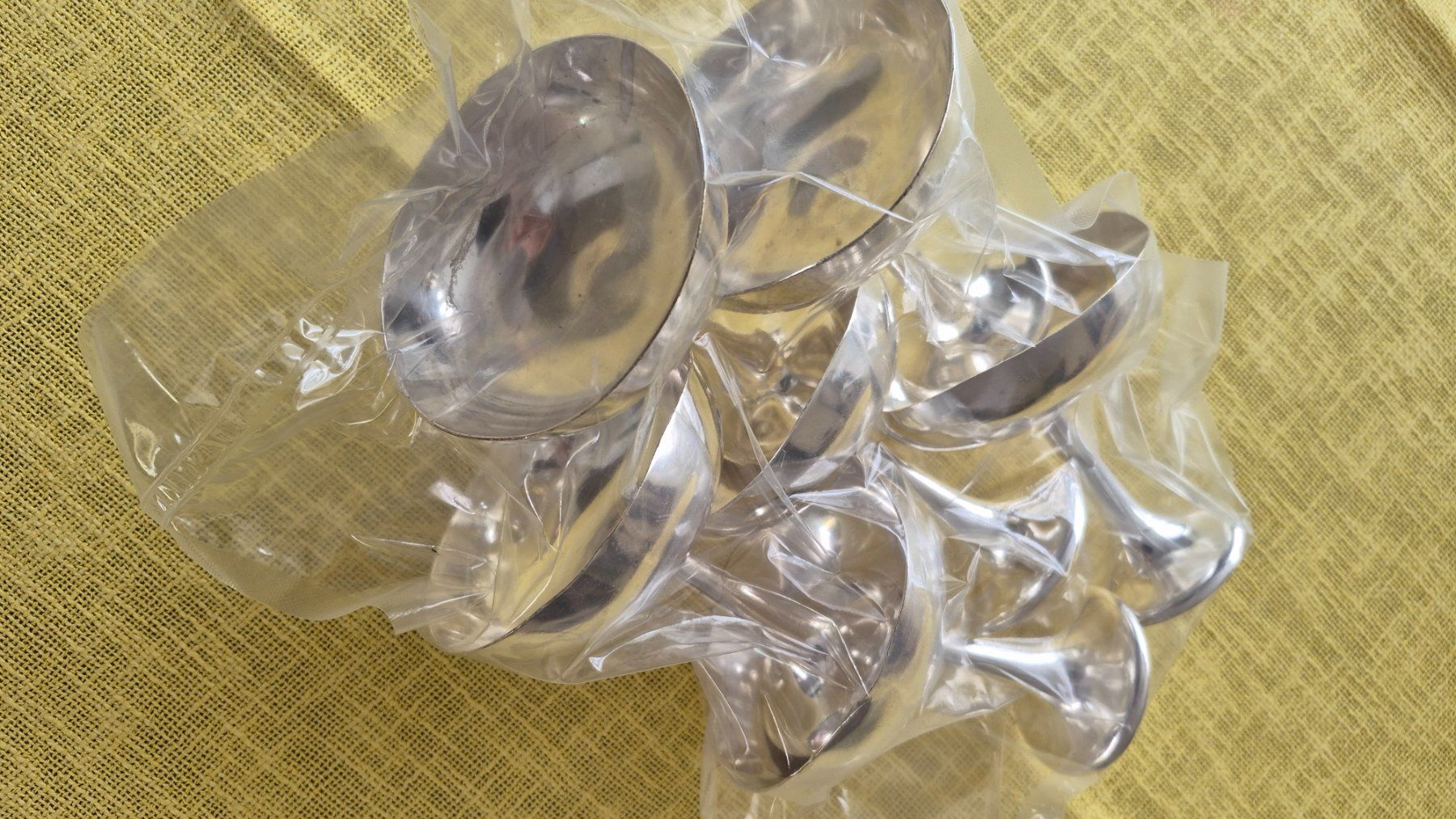 Set di piatti: Silber Hotelsilber Coupen Eisbecher Schalen – Usato da Twann venduto da Twann 2