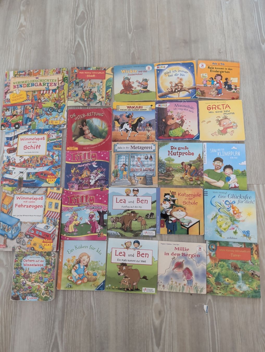 Libri: 24 Kinderbücher diverse Titel – Usato da Weinfelden venduto da Marco035