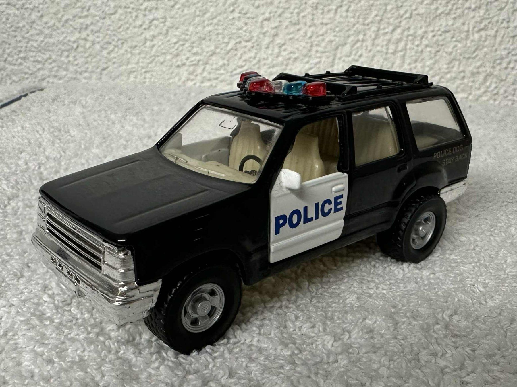 Ford Modellautos: Modellauto 1:42 Ford Explorer Police – Gebraucht aus Ried-Brig von V8_Andy