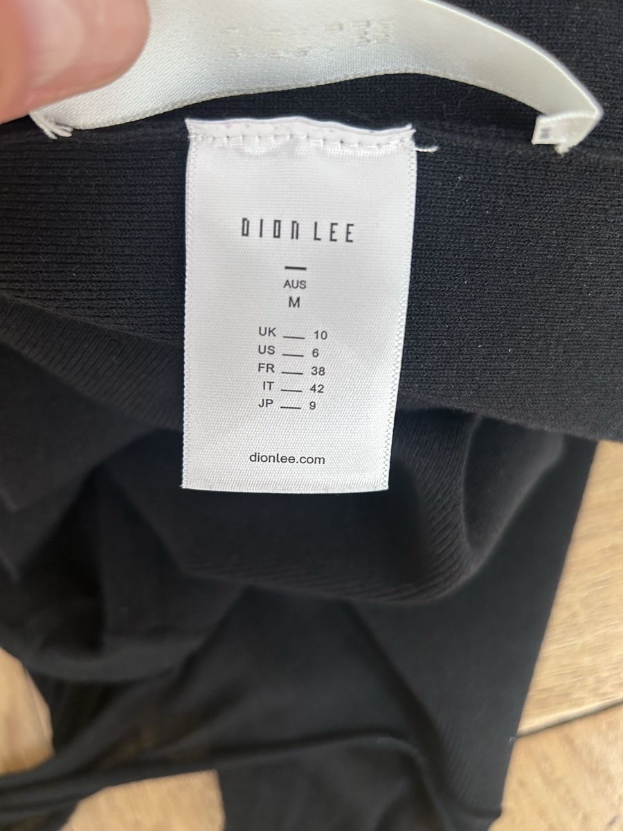 Vestiti: Robe noir Dion Lee M – Usato da Genève venduto da Sarahchge 7
