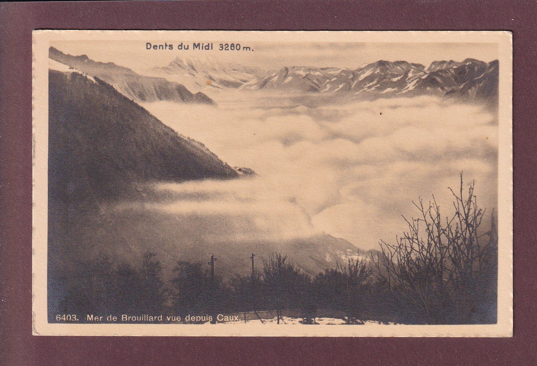 Cartoline postali: CAUX - Mer de brouillard – Usato da Pully venduto da nicecards