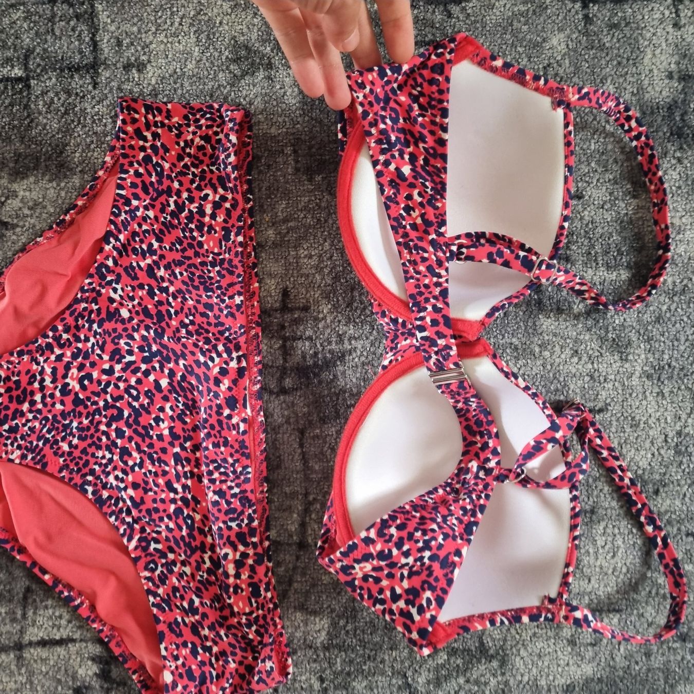 Badekleider & Bikinis: BADEANZUG GR L migros – Gebraucht aus Buchs AG von Kitten33 1