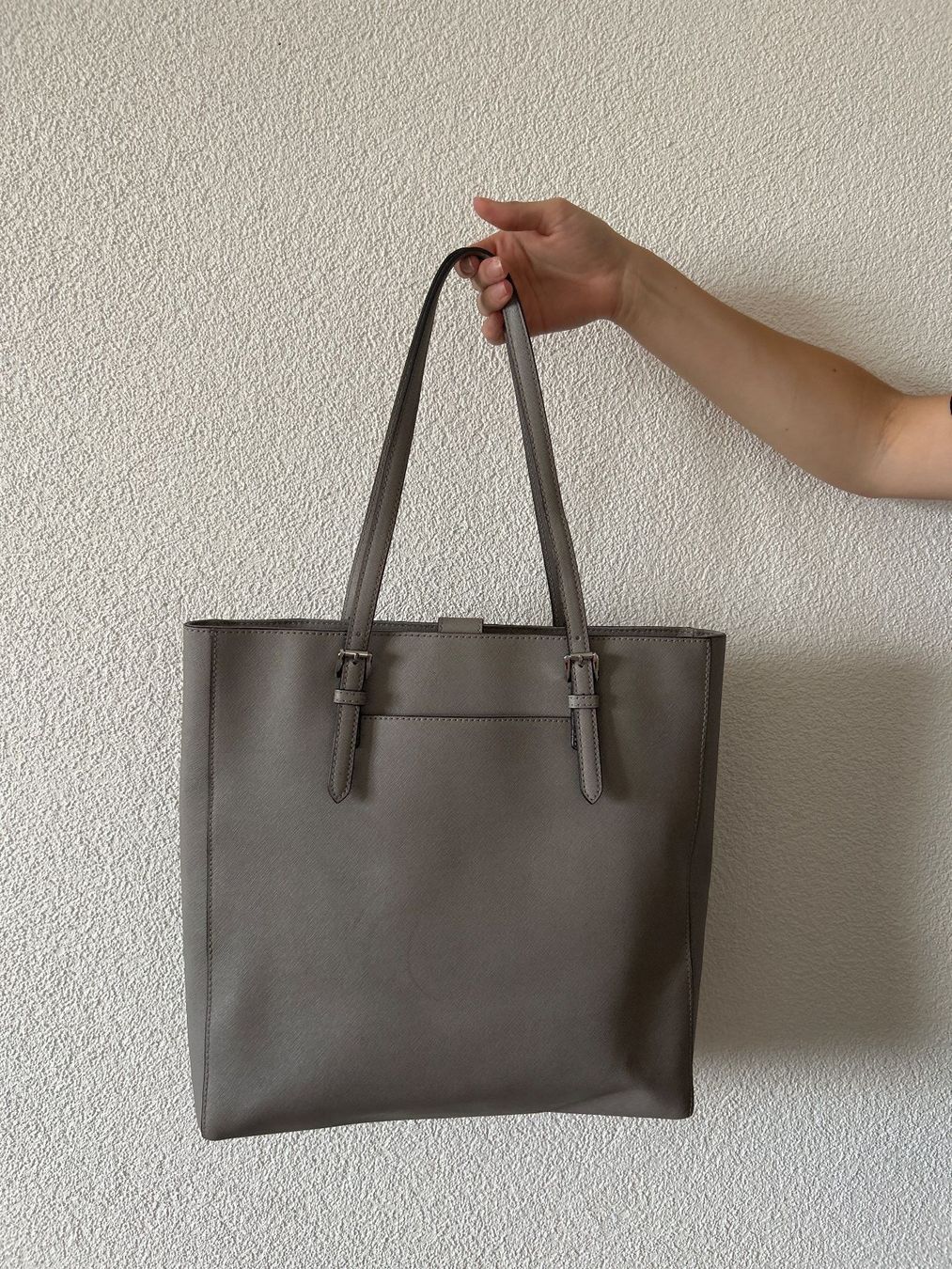 Michael Kors Borse da donna: Michael Kors Tote Bag Grau Handtasche – Usato da Neuchâtel venduto da lg31_xyz 1