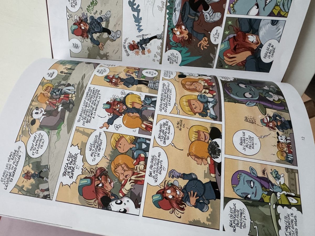 Libri: Les Sisters new – Nuovo (secondo la descrizione) da Blonay venduto da art_7f87 2