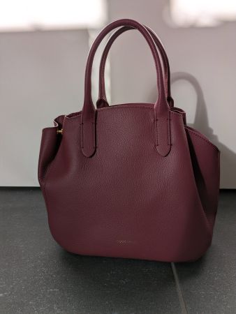 Coccinelle Soft Wear Handtasche aus doppelt genarbtem Leder