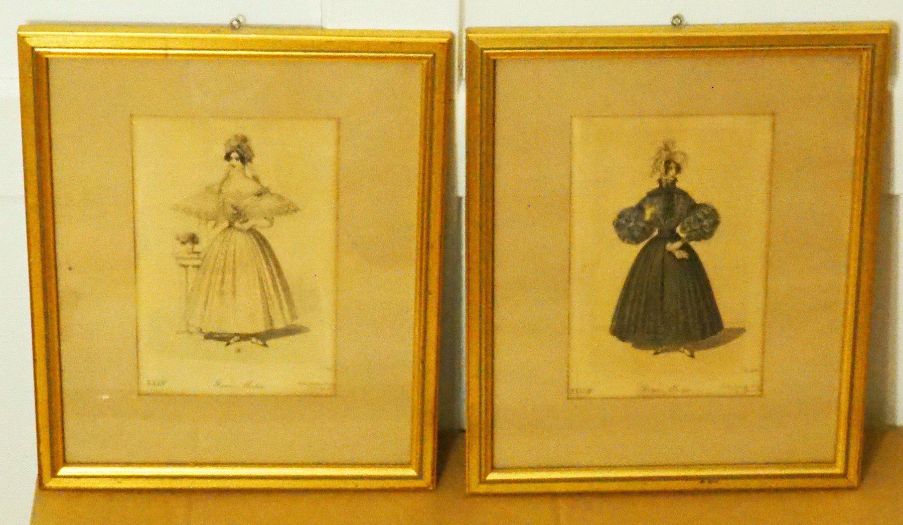 Incisioni: 2  gerahmte Wiener Mode 1833, August /September – Nuovo (secondo la descrizione) da Ebnat-Kappel venduto da carastellabella