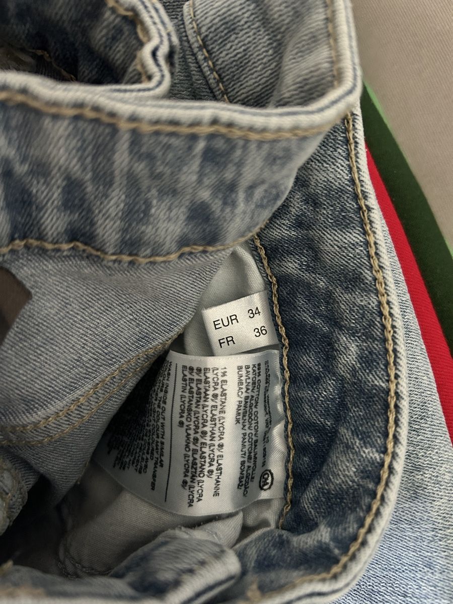 C&A Jeans: Hellblaue wide leg Jeans Grösse 34 – D'occasion à Oberkirch LU par a.nn.y 3