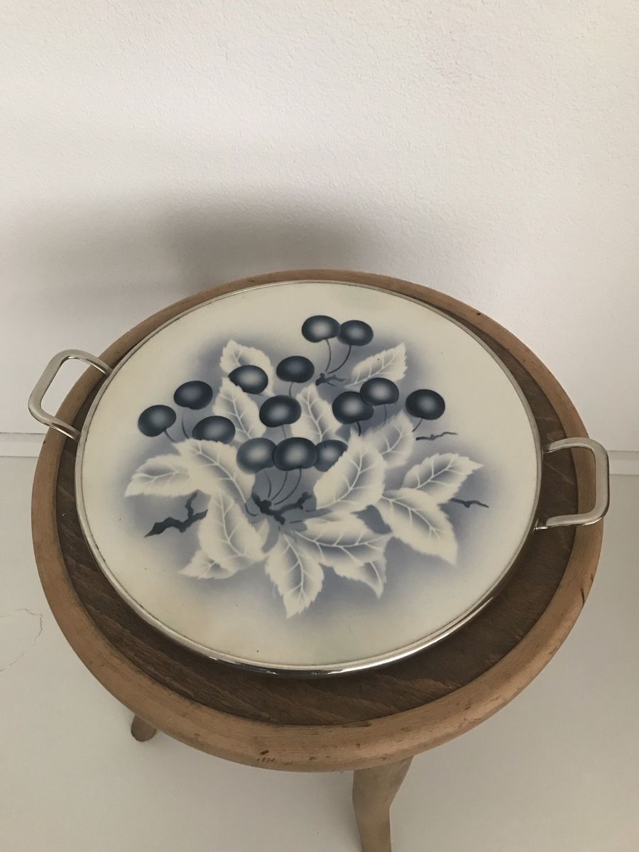 Assiettes: Porcelain Tray – D'occasion à Oberägeri par anv_6z5c
