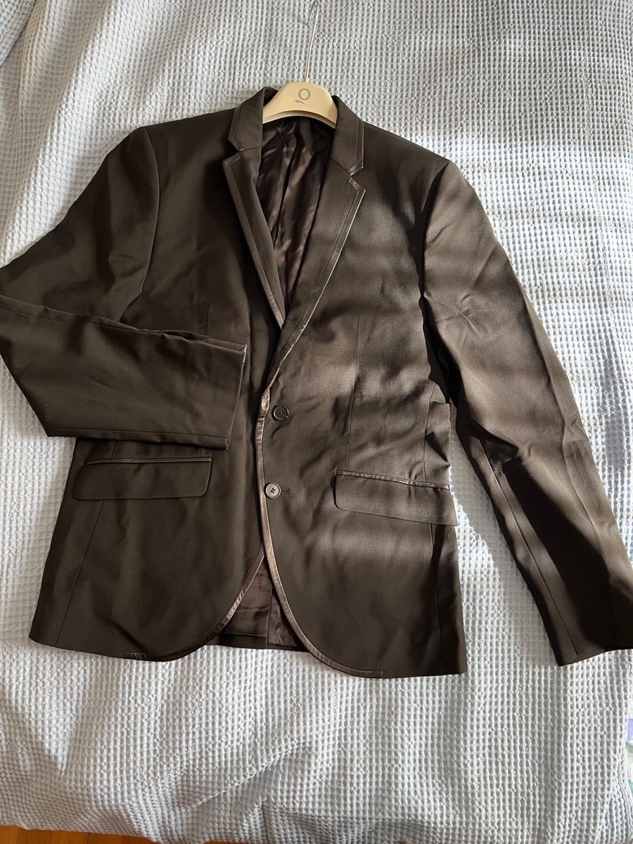 H&M Costumes: JUGEND STEIL ANZUGJACKE – D'occasion à Zürich par ARAG