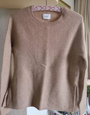 Wunderschöner VARDA Studio Strickpullover in Beige, Gr. M