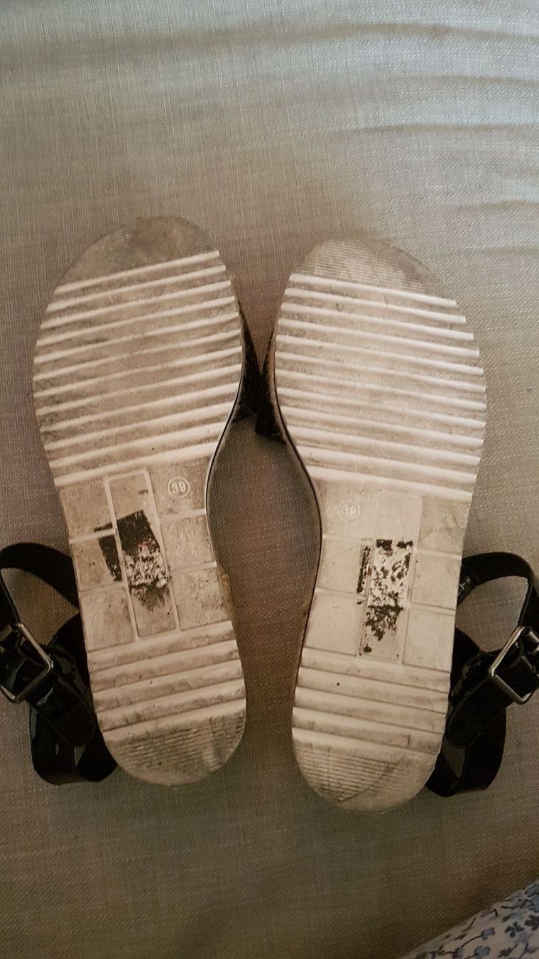 Scarpe da donna: Schwarze Sandalen – Usato da Oberengstringen venduto da Sheera7 2