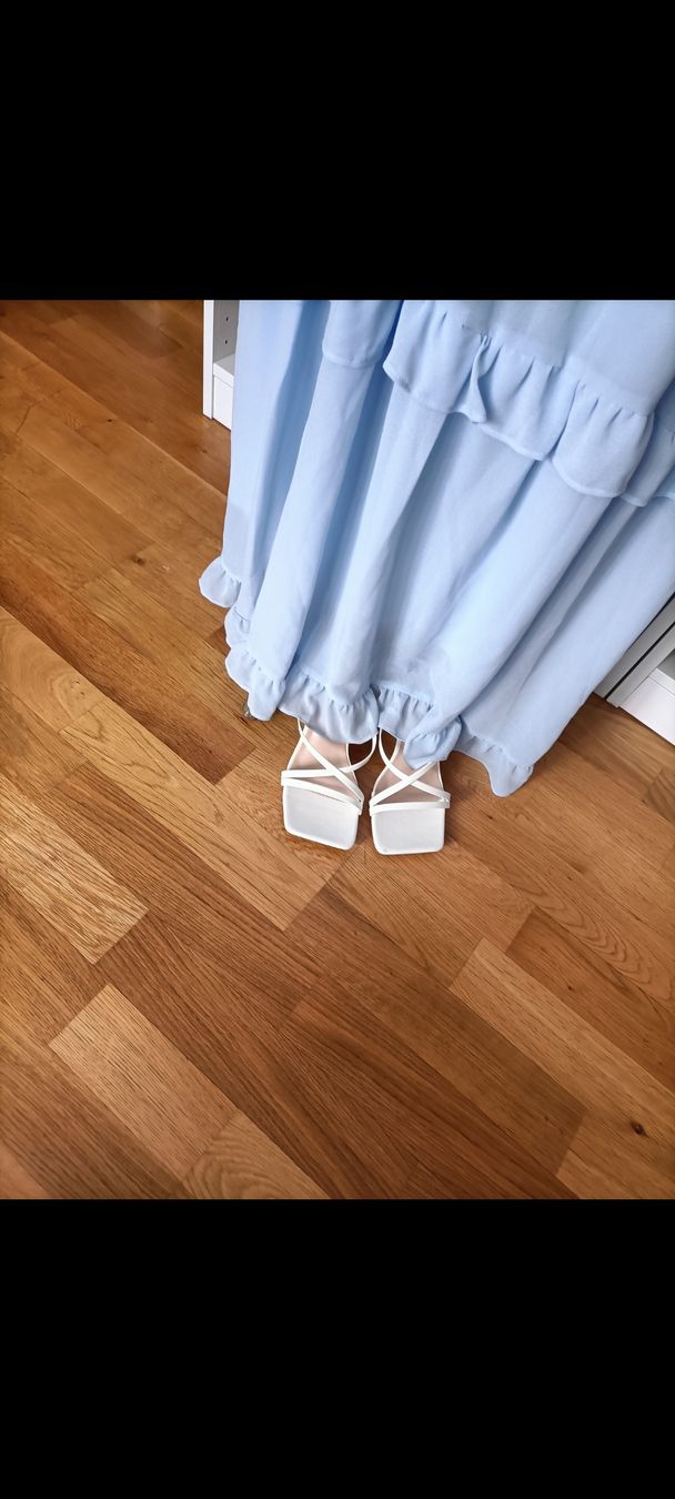 Vestiti: Robe longue bleu ciel, voile transparente, taille – Nuovo e nell'imballaggio originale da La Chaux-de-Fonds venduto da Luxary.25cachmirepro 4