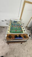Profi Tischfussball Töggelikasten aus massivem Holz 