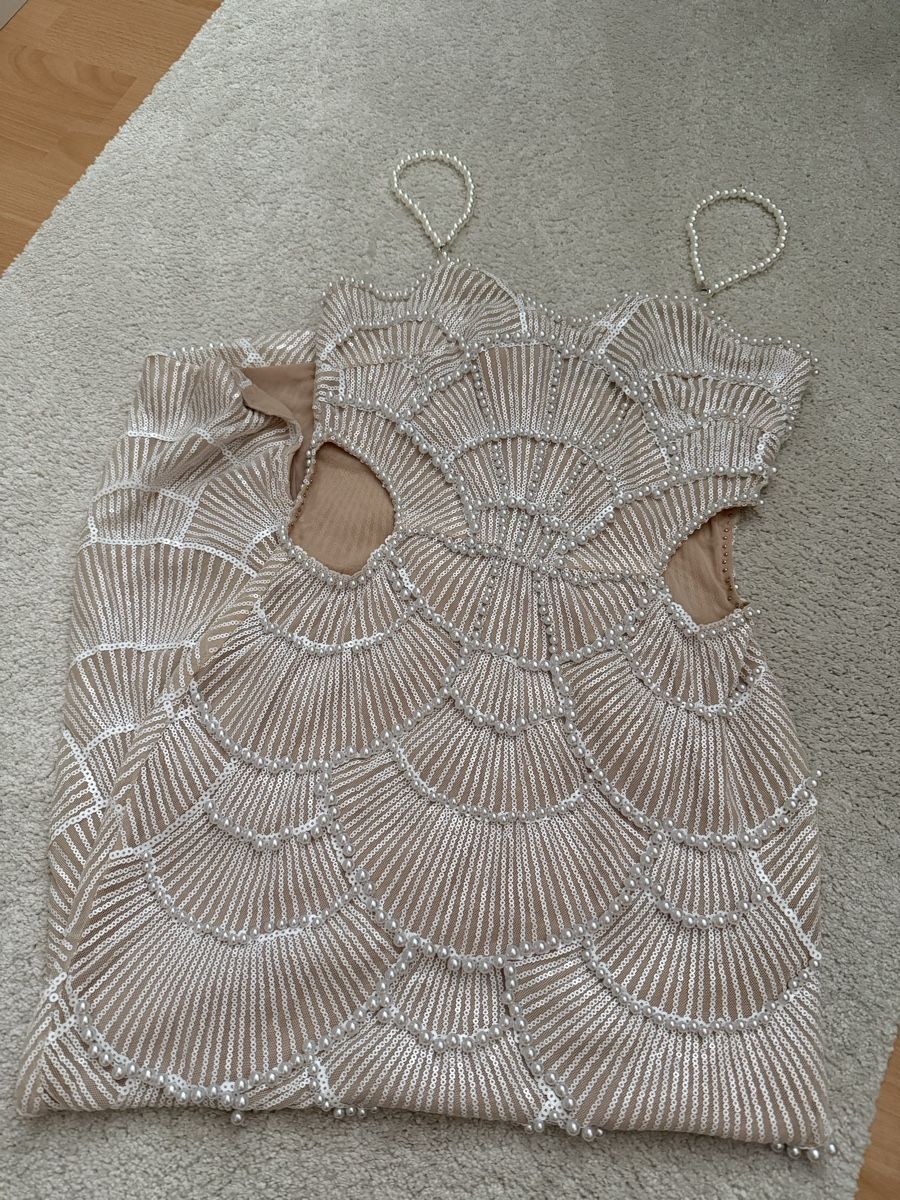 Vestiti: Kleid beige mit Perlen Grösse M neuwertig – Nuovo (secondo la descrizione) da Alpnach Dorf venduto da beauty87 2
