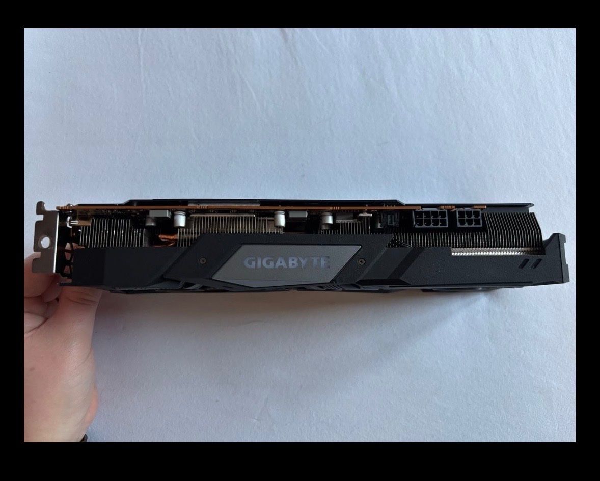 Gigabyte Schede grafiche: Gigabyte Radeon RX 5700 XT – Usato da Nyon venduto da Howen 2