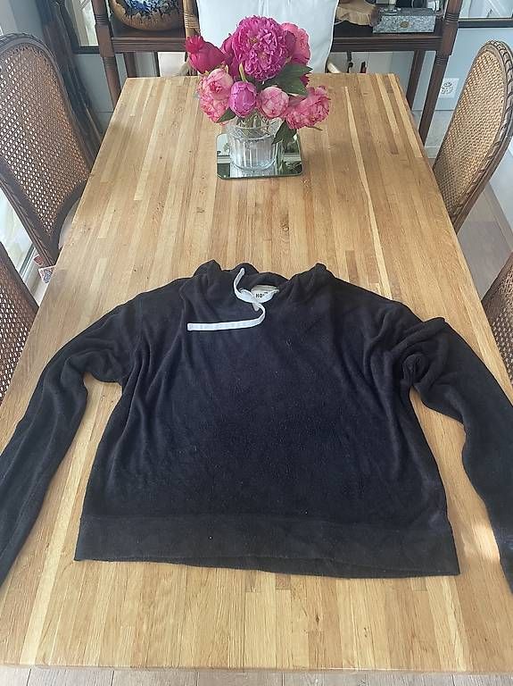 Maglioni & Felpe: Hollister pull capuche éponge noir  – Usato da Troinex venduto da nadinebmichaelson 4