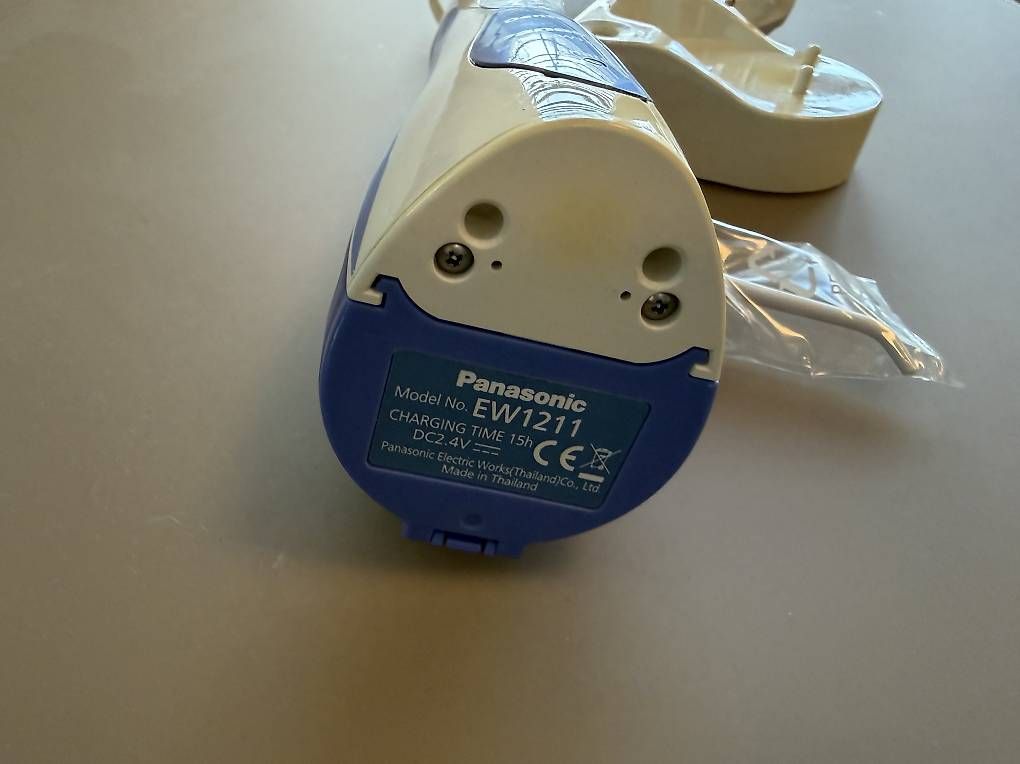 Appareils médicaux: Panasonic DentaCare EW1211 Dental Irrigator – D'occasion à Pfäffikon SZ par haifisch82 1