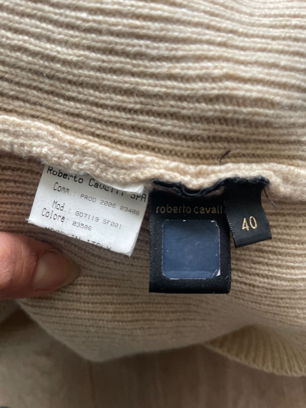Roberto Cavalli Maglioni & Felpe: Cooler Roberto Cavalli Kaschmir Pulli Gr. S – Nuovo (secondo la descrizione) da Erlenbach ZH venduto da Pocahoney 9