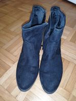 Boots mit Absatz