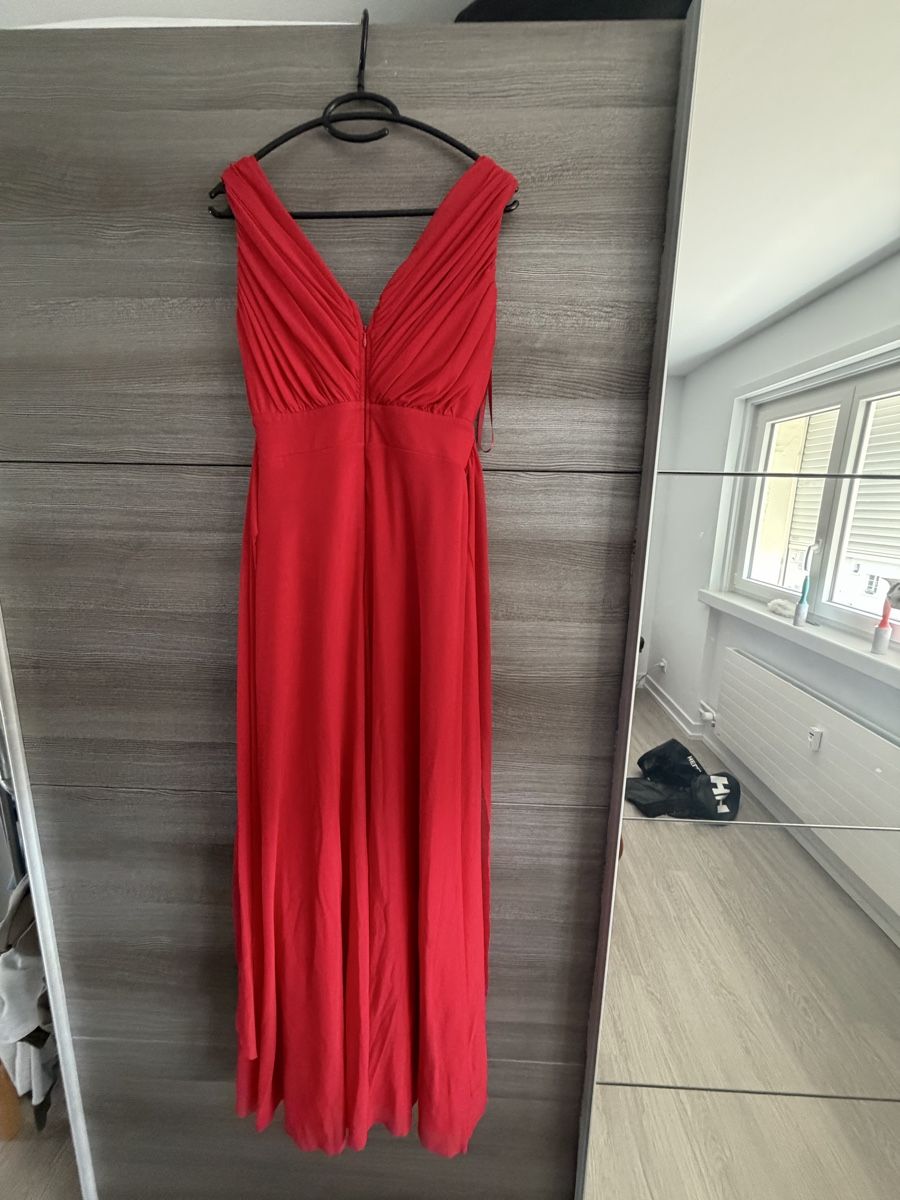 Vestiti: Abendkleid – Usato da Solothurn venduto da nad_y9cd 1