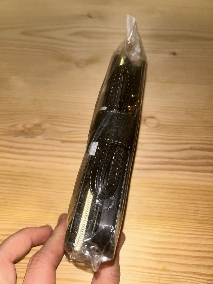 Covers & Schutzfolien: iPhone 15 Hülle schwarz mit Reisverschlussfach – Neu und originalverpackt aus Pfaffhausen von Lucky_Nut 4