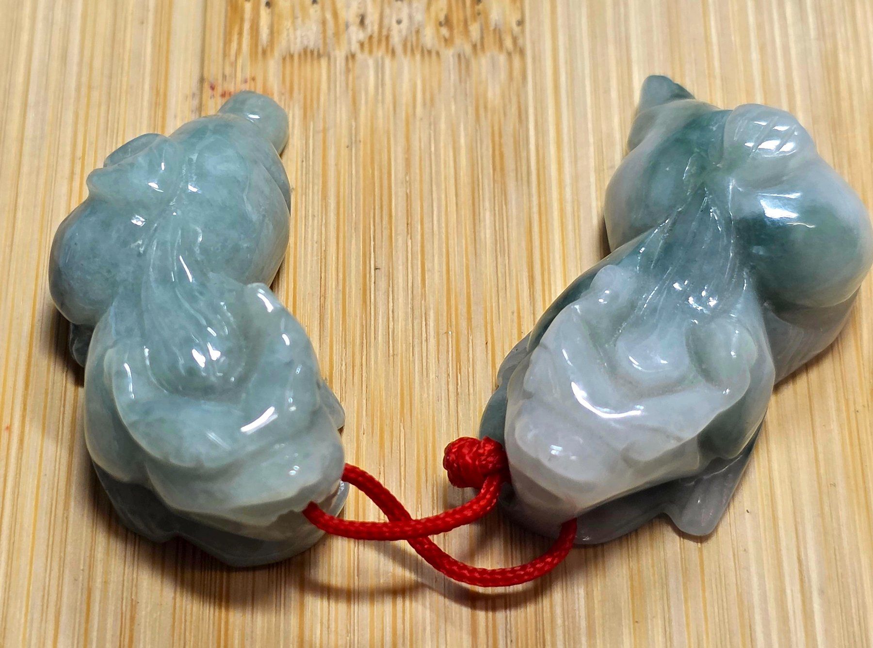 Minerali & Pietre curative: 2 Jade Pixiu – Nuovo e nell'imballaggio originale da Matzingen venduto da Shay_Crystalz