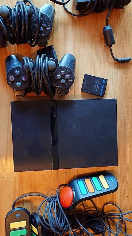 Sony Console: Console PS2 PlayStation Sony – Usato da Genève venduto da chris96_ch
