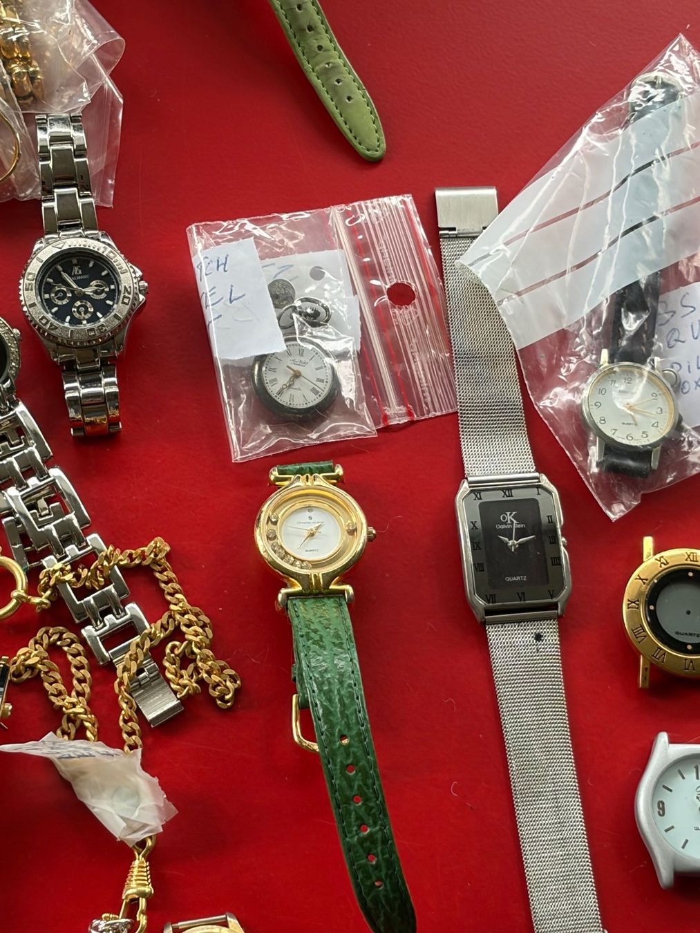 Orologi: Lot von über 40 Damenuhren – Difettoso da Zürich venduto da Airflow22 5