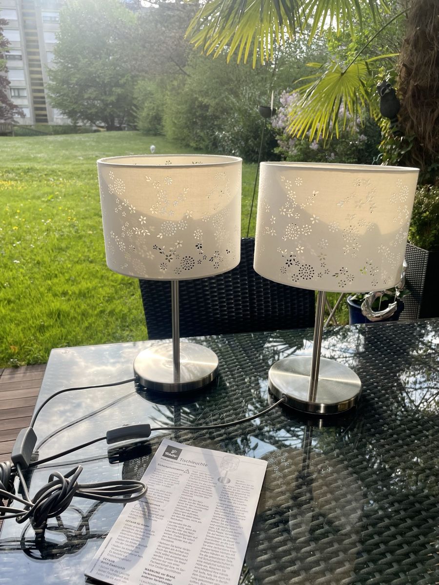 Lampade: 2er Set Tchibo Tischlampen, Stoffschirm, Silberfuss – Usato da Muri b. Bern venduto da Lucy016