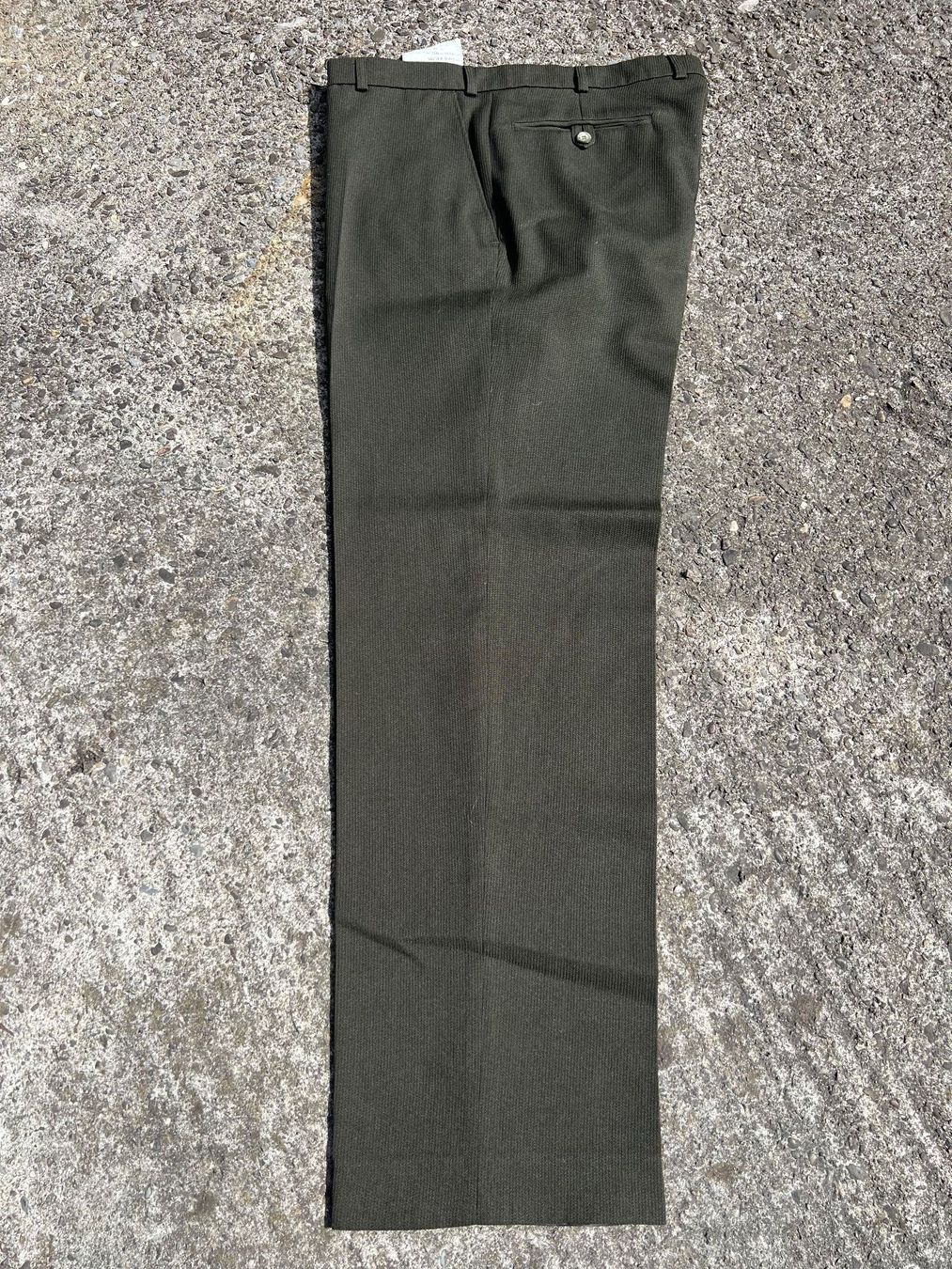 Hosen: Herrenhose Gr. 48 grün Neu – Neu (gemäss Beschreibung) aus Schübelbach von Dolly990_2 2