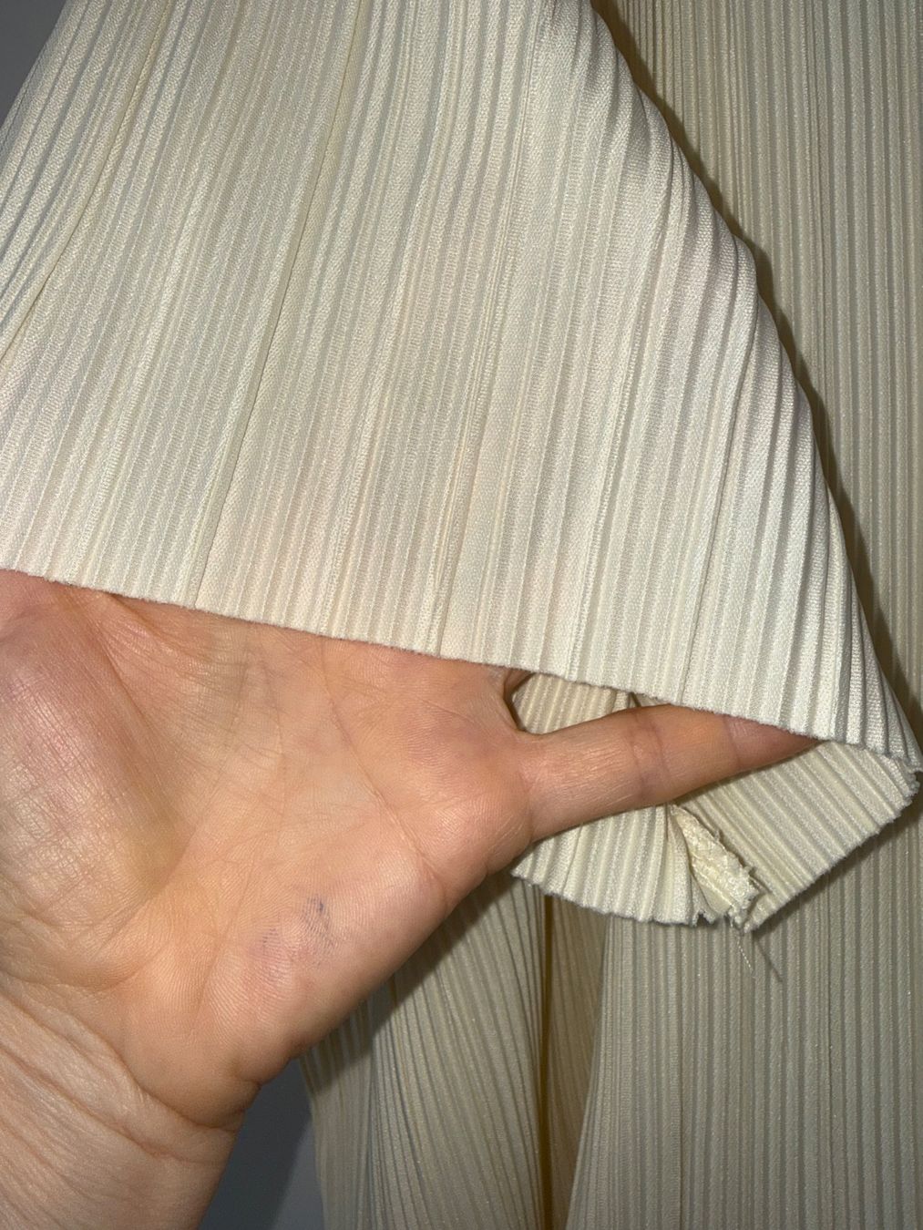 Completi & Tailleur: plissierter Hosenanzug ONLY Gr.L – Usato da Buchrain venduto da nat_pl5p 4