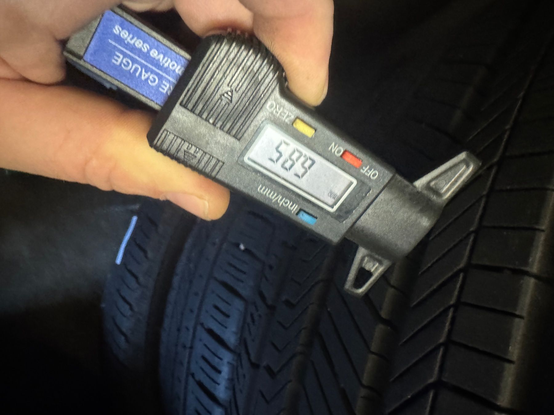 Continental Pneumatici & Ruote complete: 275/40R21 – Usato da Widen venduto da Dinero02 7