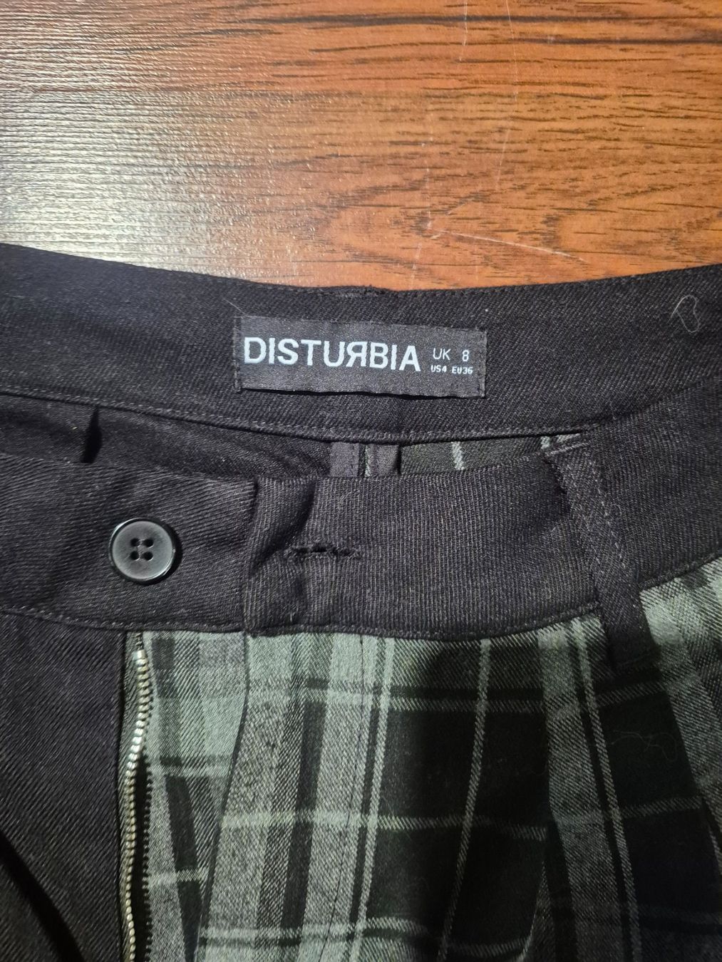 Hosen: Stoffhose Disturbia – Gebraucht aus Wädenswil von Virginia96 2