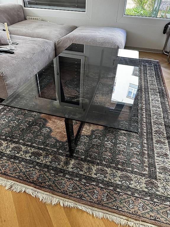 Tische: Couchtisch / Glastisch – Gebraucht aus Schmitten FR von fribi93