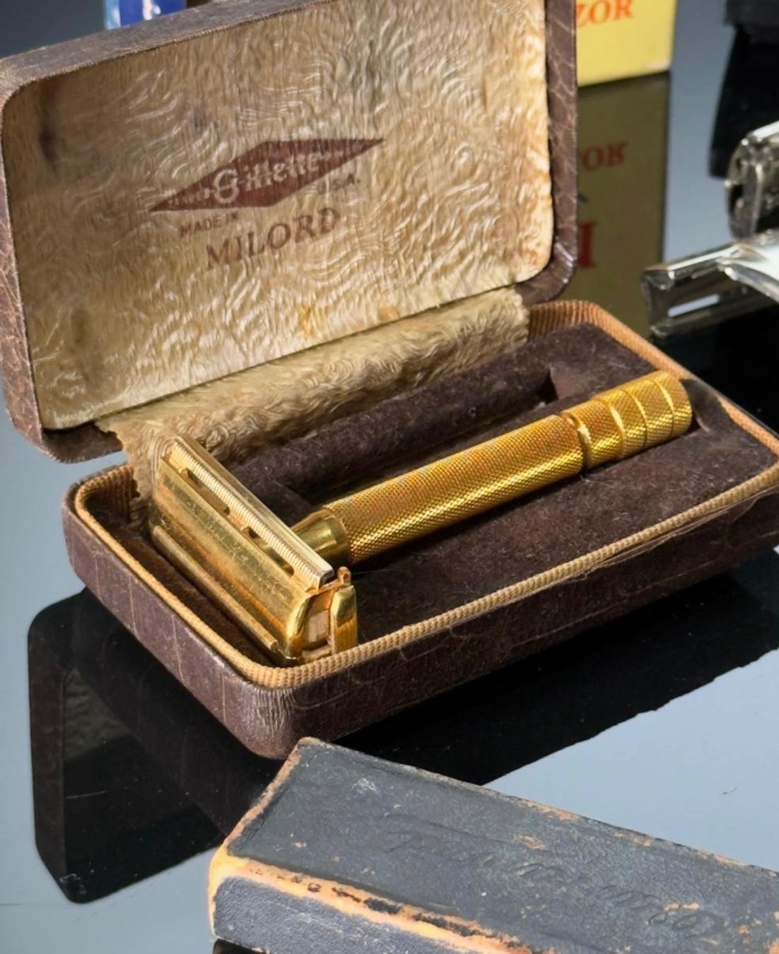 Gillette Rasoi & Lamette da barba: Rasoio di sicurezza Gillette Adjustable con custodie – Usato da genève venduto da tomasch02 1