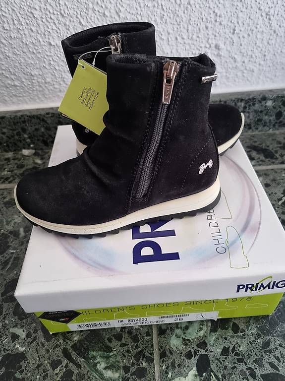 Primigi Scarpe per ragazzi: Primigi, Gore-Tex Kinderschuhe, Gr. 28 – Nuovo e nell'imballaggio originale da Bremgarten AG venduto da wellea