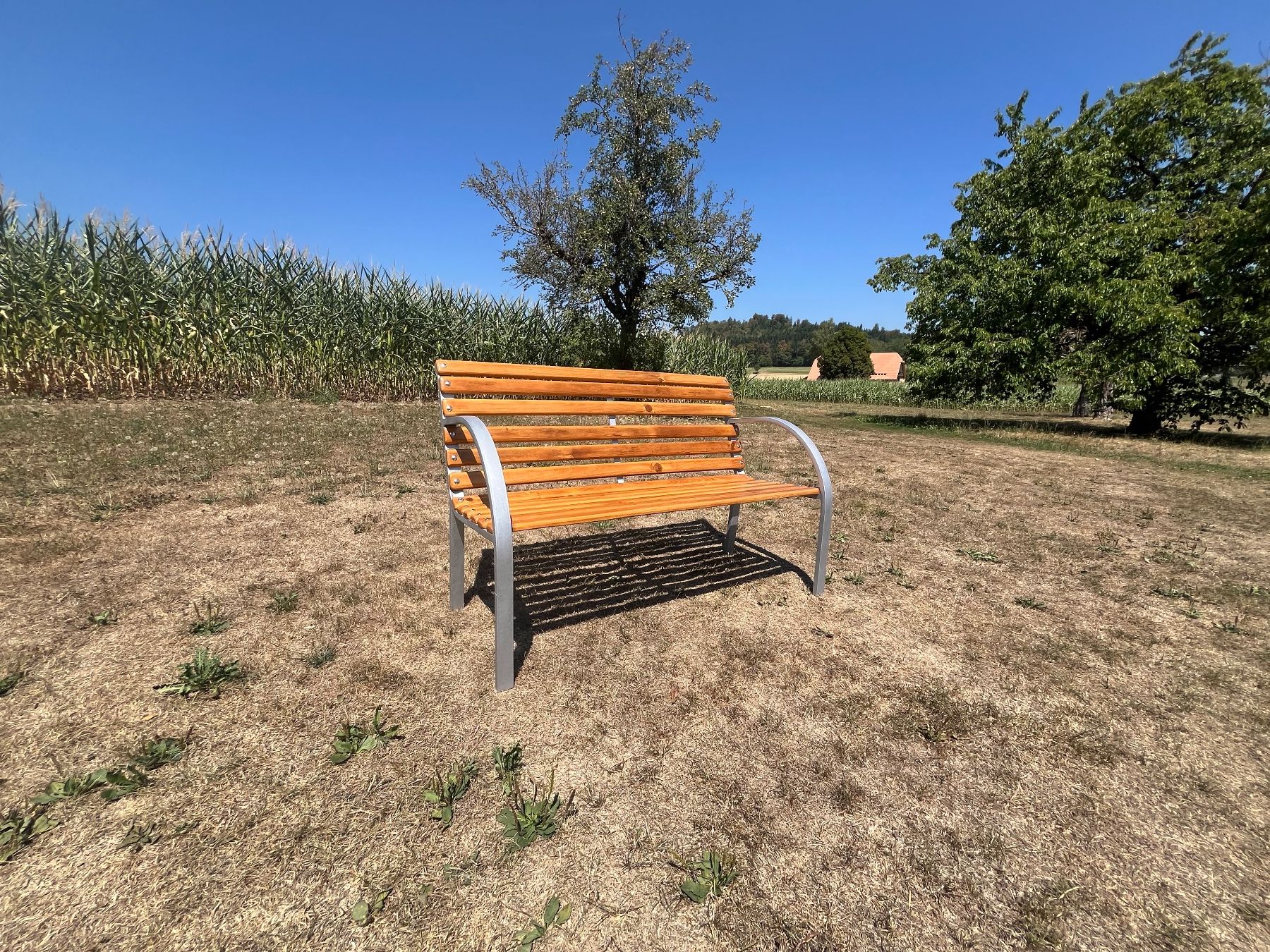 Bancs: Gartenbank Restauriert – D'occasion à Allmendingen b. BE par juair 3
