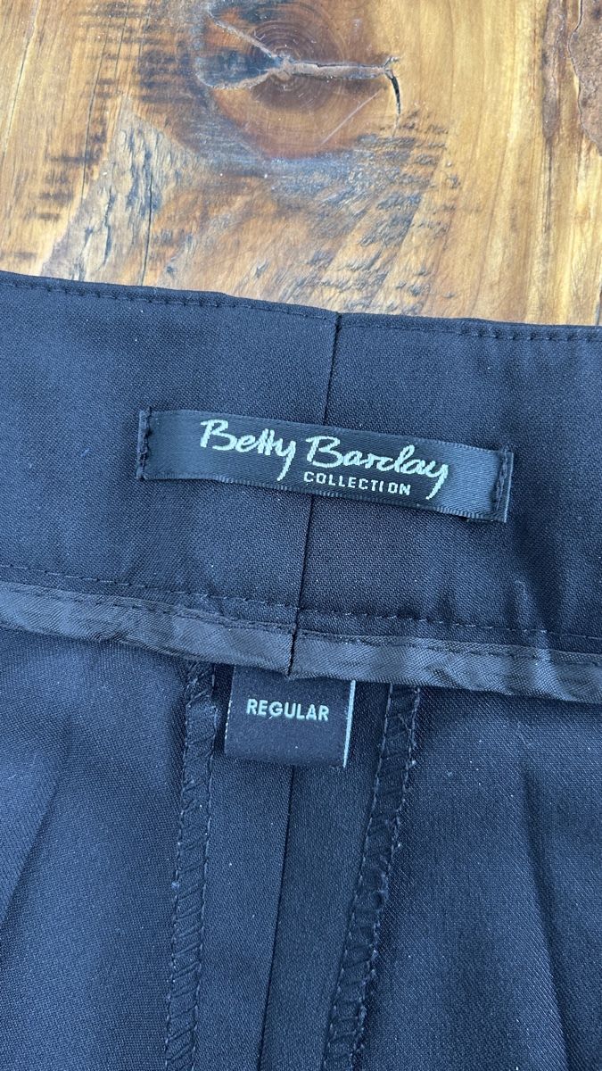 Betty Barclay Pantaloni: Betty Barclay Stoffhose  – Usato da Erlinsbach venduto da Basi67 1