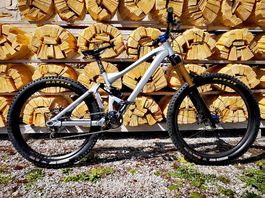 Vélo Mondraker Summum Proto 