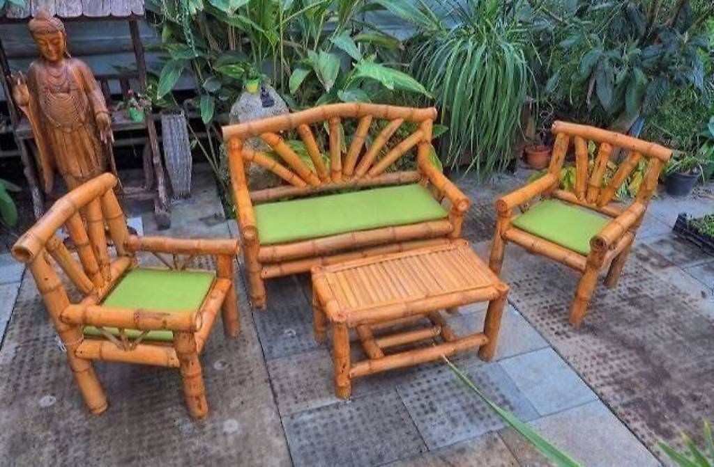Set di tavolo e panche: Bambus Lounge, neu – Nuovo e nell'imballaggio originale da Zunzgen venduto da effiR 2