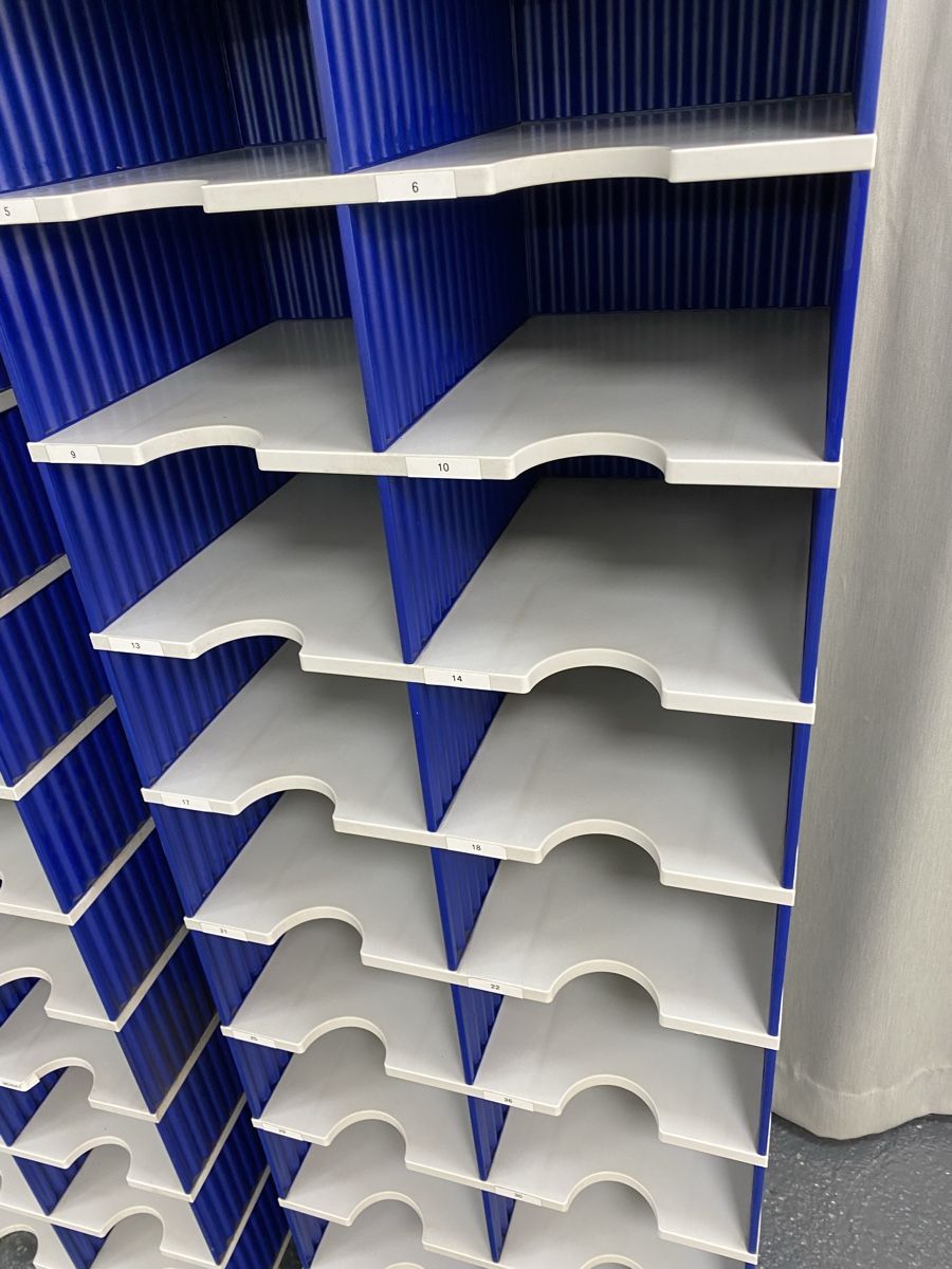 Scaffali: 2x Ablagefach Regale blau weiss 20 Fächer pro Regal – Usato da Hägglingen venduto da Karin0802 5