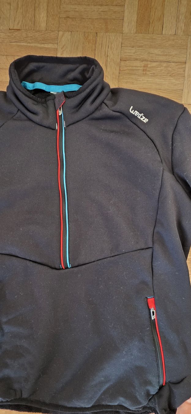 Pulls & Sweat-shirts: Pull /gilet/veste – D'occasion à Yverdon-les-Bains par van_dq65