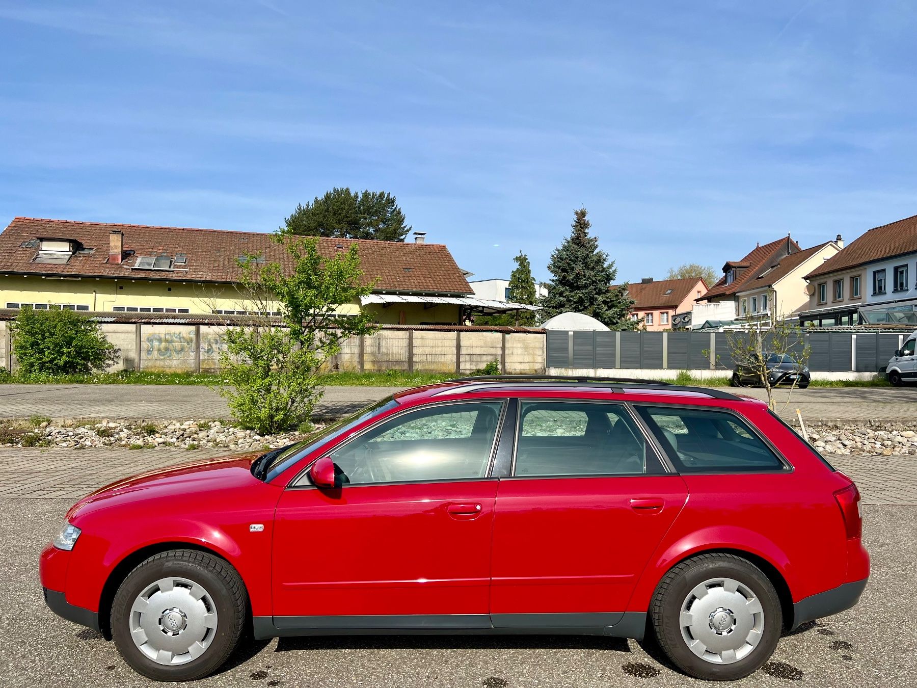 Audi Accessori per altri veicoli: Audi A4 Avant 1.9 TDI 130 PS – Usato da Basel venduto da work_25 2