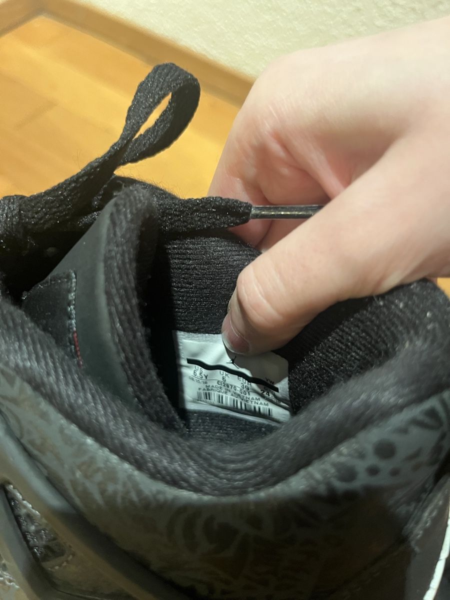Jordan Scarpe da uomo: Air Jordan 4 Retro Black Laser Sneaker – Usato da Zürich venduto da JB23JB 4