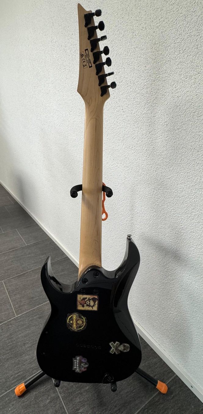 Guinzagli & Collari: Ibanez 7-saitige E-Gitarre schwarz – Usato da Dagmersellen venduto da Purppetz 2