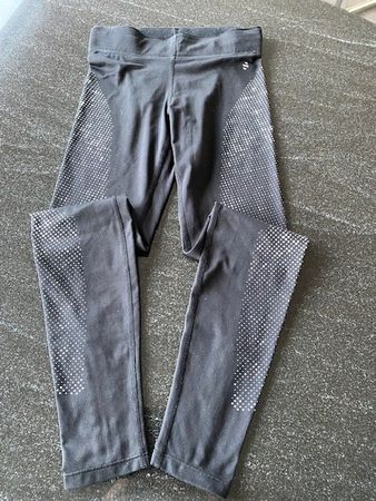 H&M Sport Damen Leggings Gr. XS mit Reissverschlusstasche