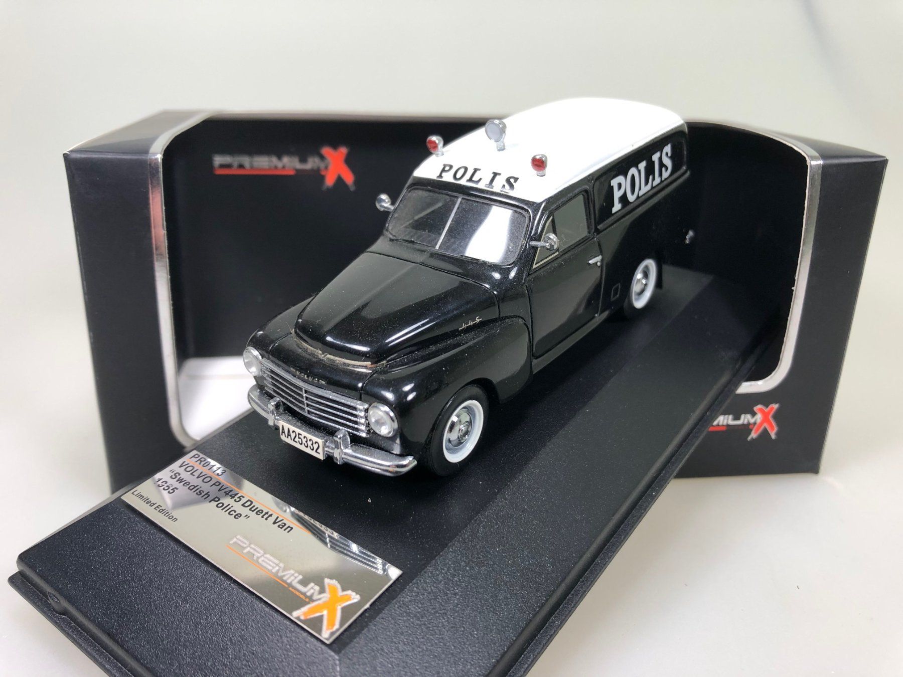 Volvo Modellini d'auto: Volvo PV445 Polis - PremiumX - 1:43 – Usato da Widen venduto da Himan