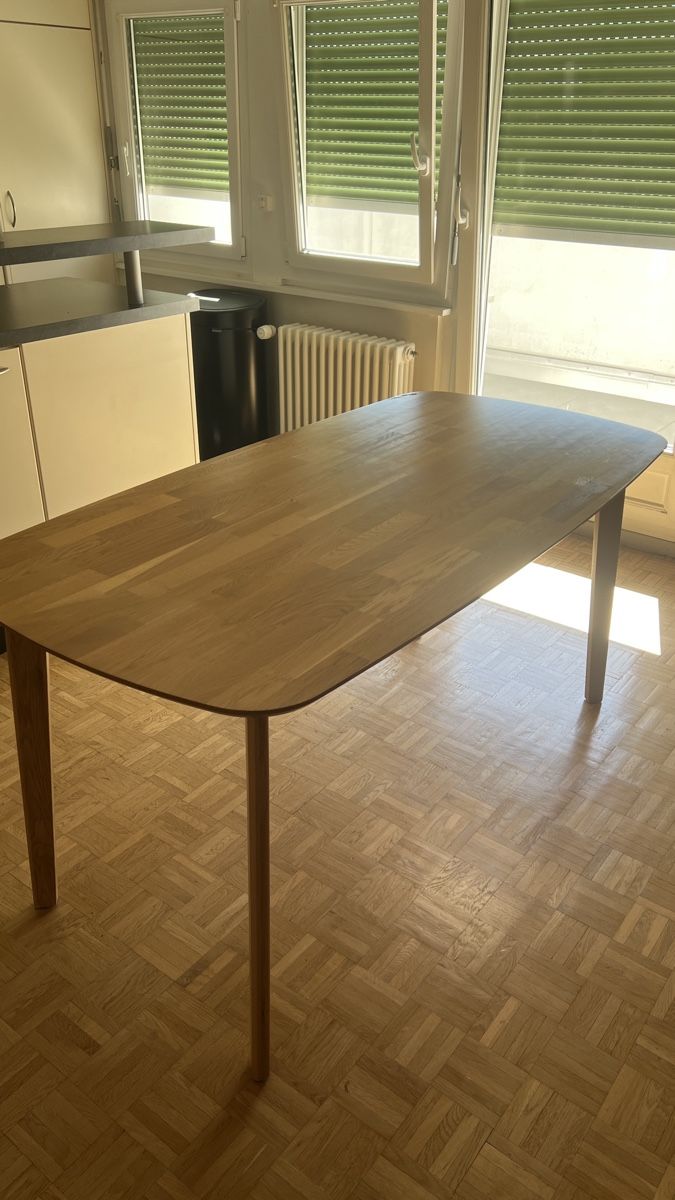 Tavoli: Rectangular table with rounded corners, good condition – Usato da Genève venduto da emi_tky7 1