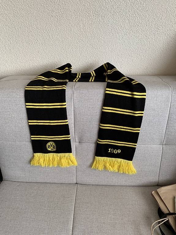 Foulard & Sciarpe: BVB SCHAL – Nuovo (secondo la descrizione) da Hochdorf venduto da suatvid 4